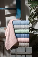 „Светлосива Елегантност“ Комплект хавлиени кърпи – 3 броя – 100% Памук - Image 2